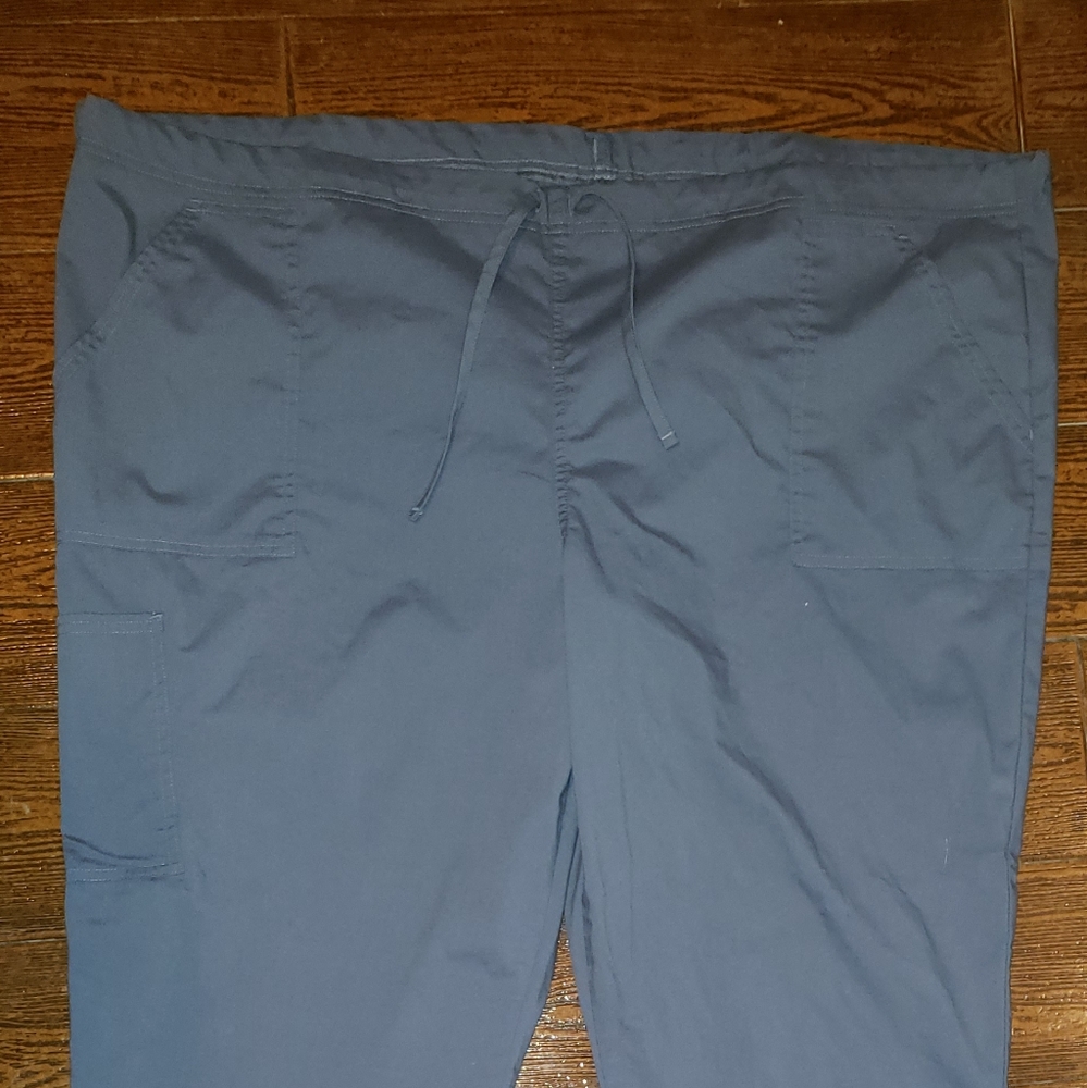 12 pair of Scrubstar bottoms